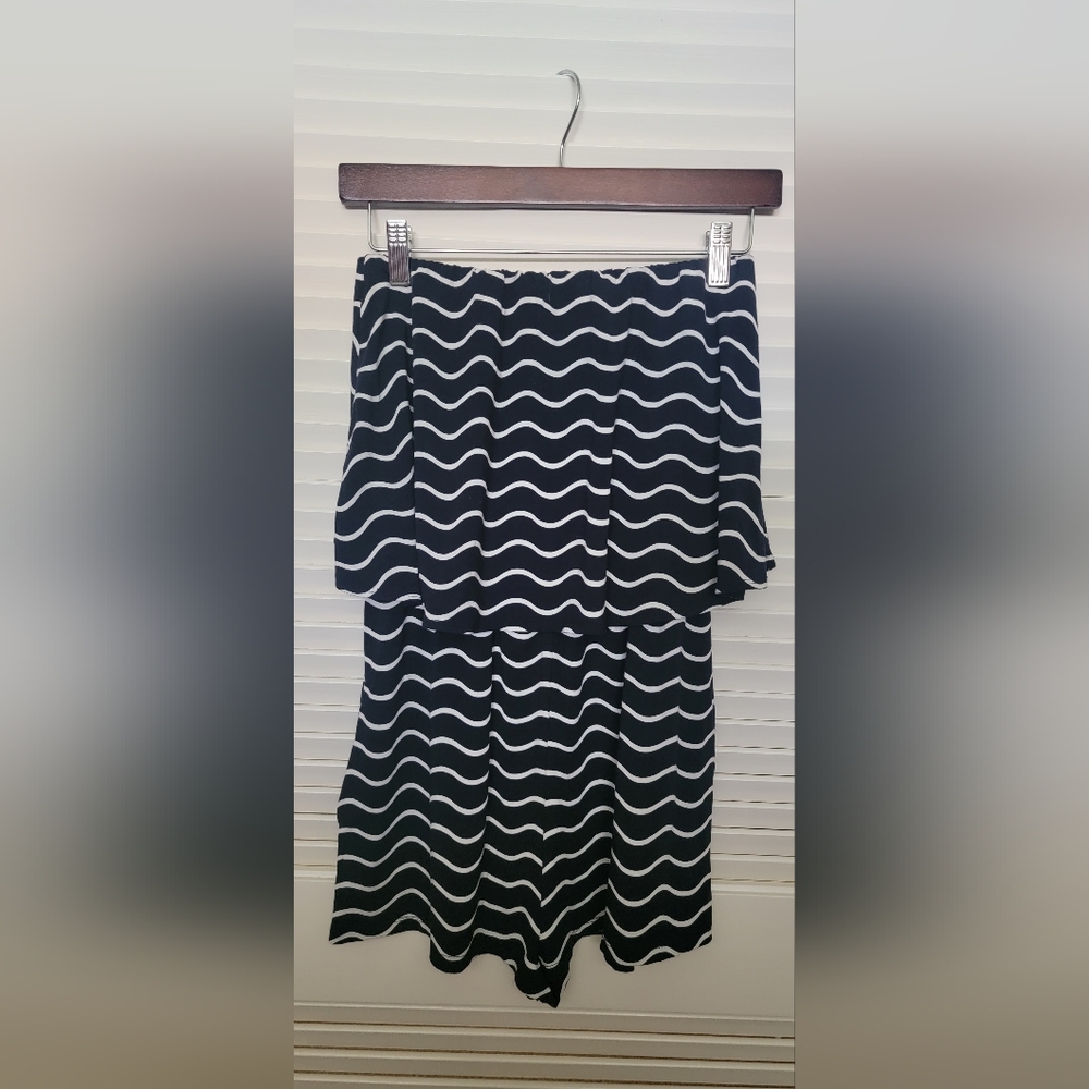 Size S Fighting Eel strapless romper with ruffle
